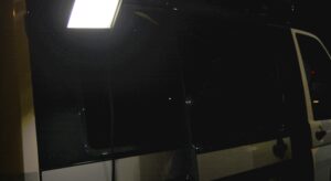 soporte magnético en el vehículo
